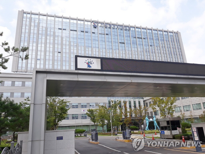 决定给予他
